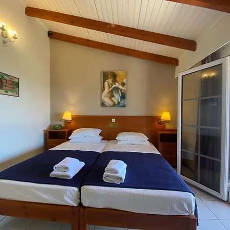 Sunrise Hotel Pesádha