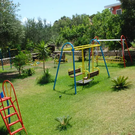 Sunrise Hotel Pesadha